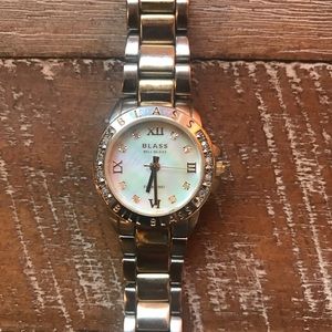 Bill Blass Diamond Studded Opal Watch (SMALL) 💎